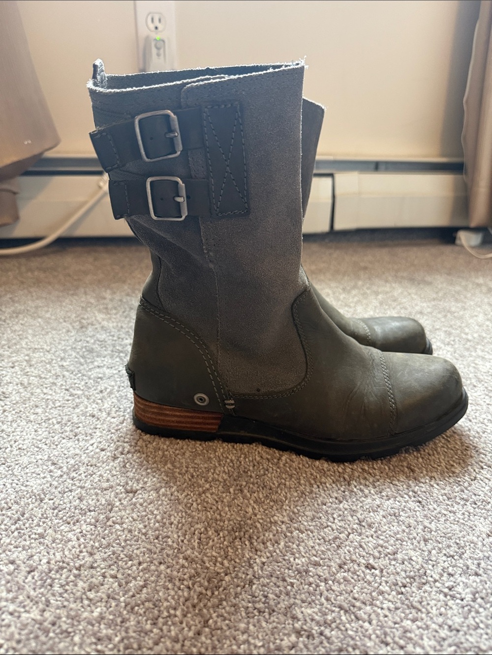 Sorel Women's Mid-Calf Buckle Boots in Grey /Olive Green